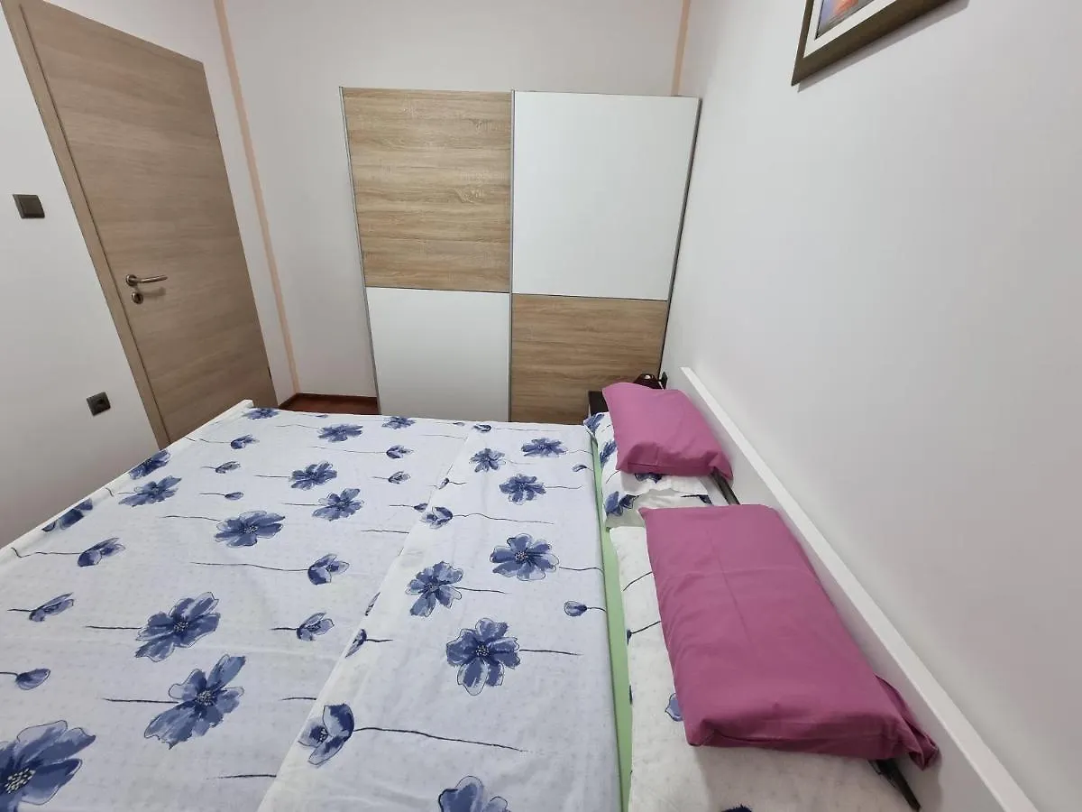 Apartments Katarina Šmrika 0*,  Hırvatistan